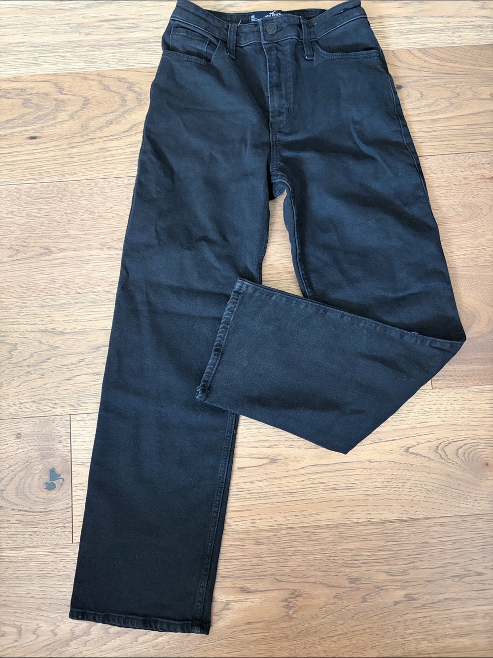 HOLISTER ULTRA HIGH-RISE DAD JEAN